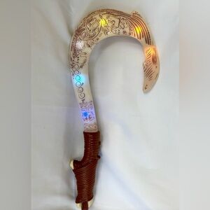 Disney Moana Maui's Magical Fish Hook Toy 20”Lights Up / Sounds Jakks Staff Toy